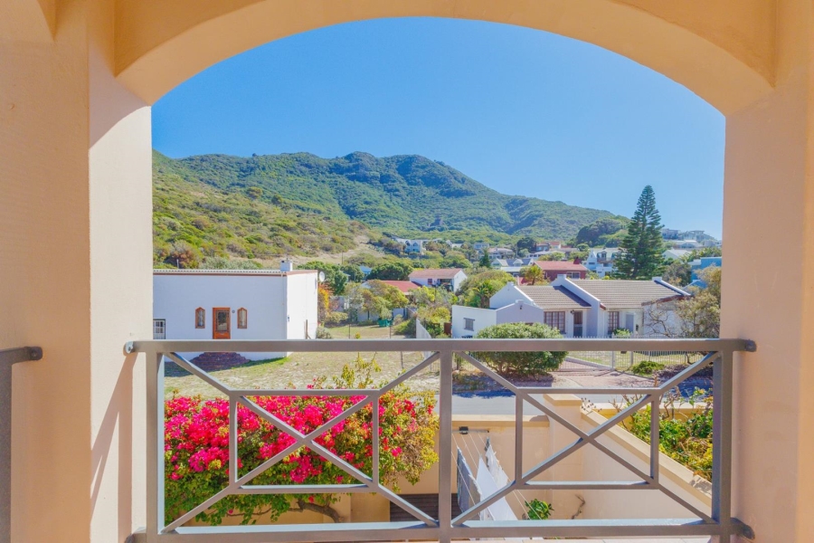 To Let 3 Bedroom Property for Rent in Northshore Western Cape